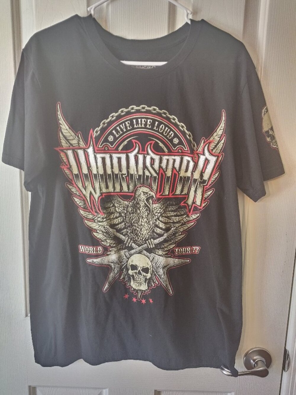 Wornstar Live Life Loud World Tour '77 Graphic T-Shirt Men's Large Black Skull